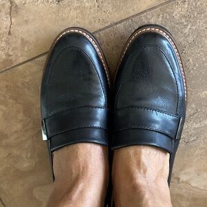 Naturalizer Classic Black Leather Loafers